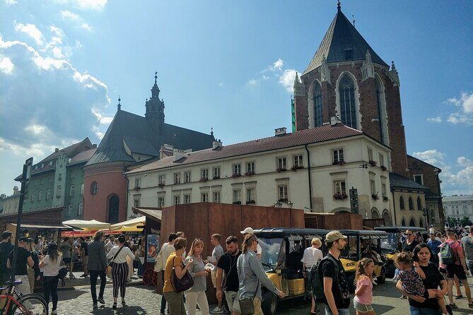 1-Hour Tour to Krakow's Old Town by Electric Golf Cart - Stop 2: Krakow’s churches and faith architecture on every corner