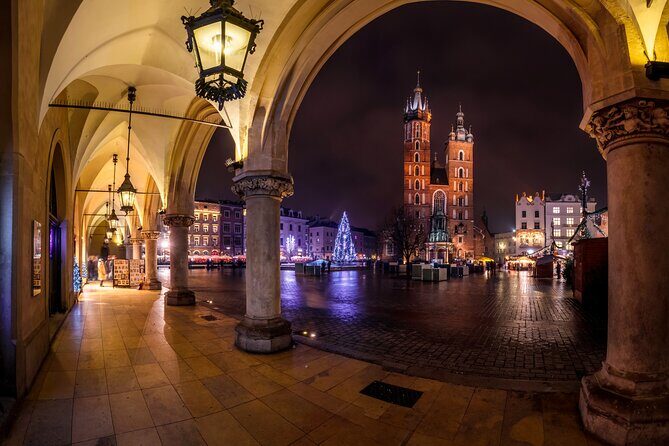 2-Hour City Walking Tour in Creepy Krakow - Who should book this creepy walk in Krakow?