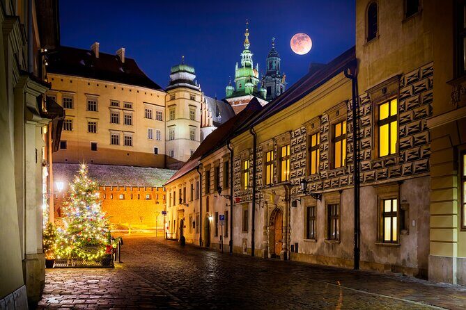 2-Hour City Walking Tour in Creepy Krakow - The city’s dark secrets near the places you already want to see