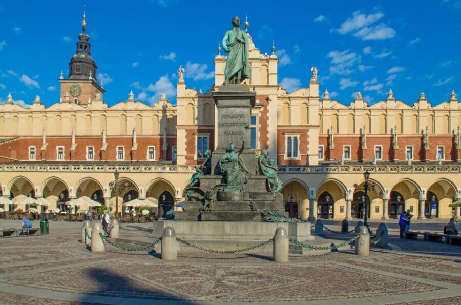 Auschwitz-Birkenau and Krakow Private Car Trip from Katowice - Who Should Book This Trip (and Who Might Pass)