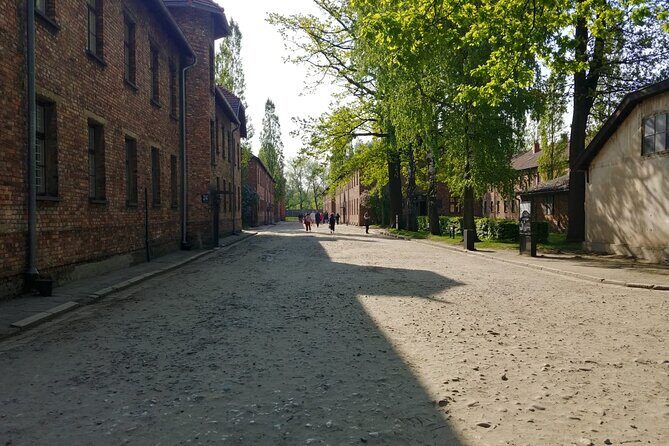 Auschwitz Birkenau Guided Tour with Hotel Pickup from Cracow - Auschwitz I museum time: what the 2 hours are built to do