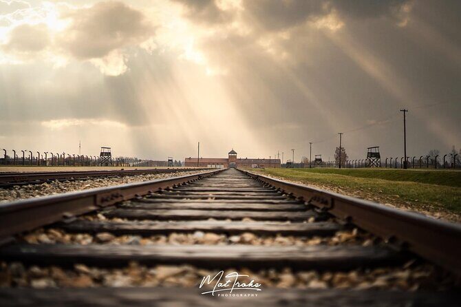 Auschwitz-Birkenau Memorial and Museum Guided Tour - Private Transport - Timing and emotional reality: what the 7 hours really feels like