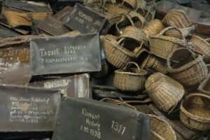 Auschwitz & Birkenau Small Group Live Guided Tour with Hotel Pick Up Transport - Auschwitz I: how the 2-hour block really feels