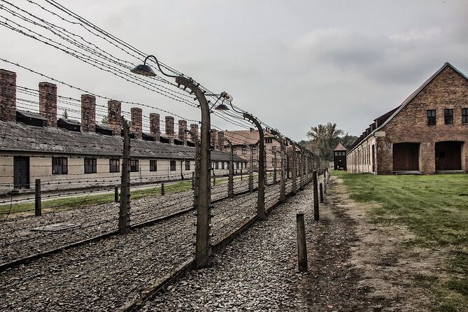Auschwitz Private Tour - Auschwitz I: what the first camp visit is really like