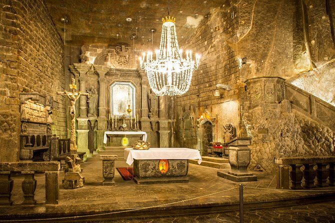 Auschwitz & Wieliczka ONE DAY Guided Tour +Private Transportation - Tips that help this day feel easier