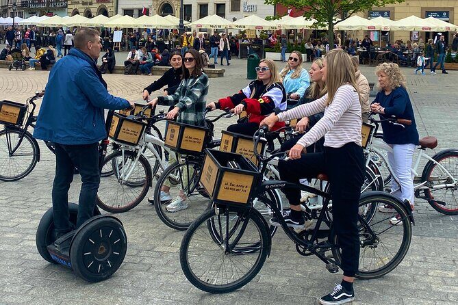 Discover the Jewish Quarter with a Bike Tour - Old Synagogue and Popper Synagogue: Two Stops, Two Ways to Understand the Area