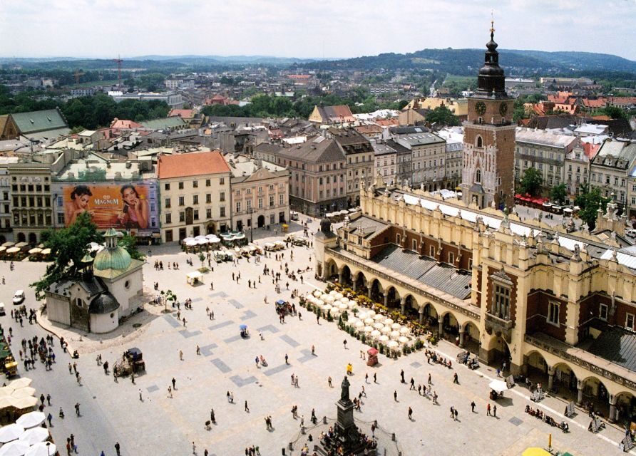 Family Tour of Krakow Old Town with Sweets Factory & Cruise - Who this tour fits best in Krakow