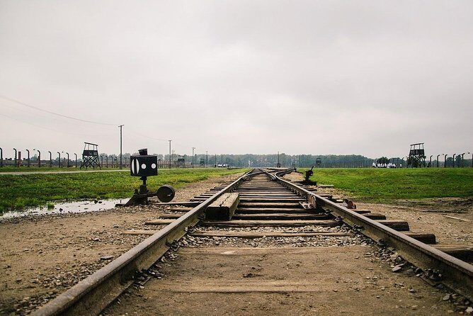 From Krakow: Auschwitz-Birkenau and Salt Mine with Private Transfer - Wieliczka Salt Mine: a guided 2 hours with lots of walking