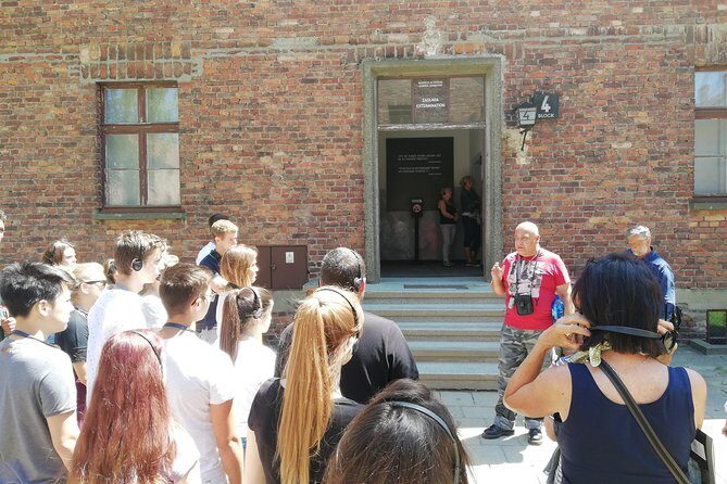 From Kraków: Auschwitz-Birkenau Guided Tour with Licensed Guide - Kraków hotel pickup: the real value, and the real risk