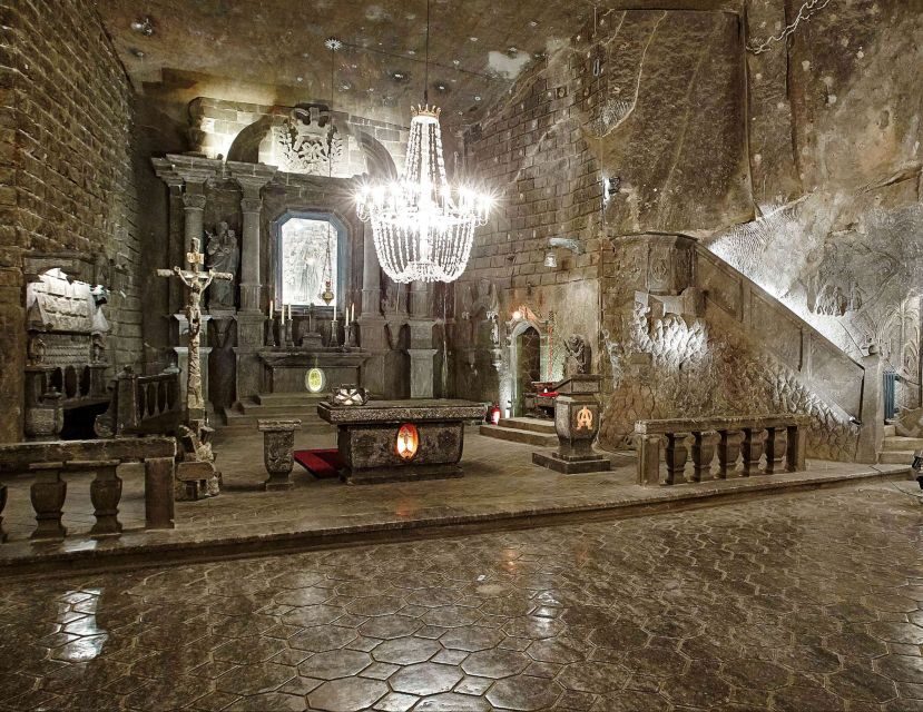 From Krakow: Guided Wieliczka Salt Mine and Chapel Tour - Getting out again: elevator back up and the snack-and-shop stop