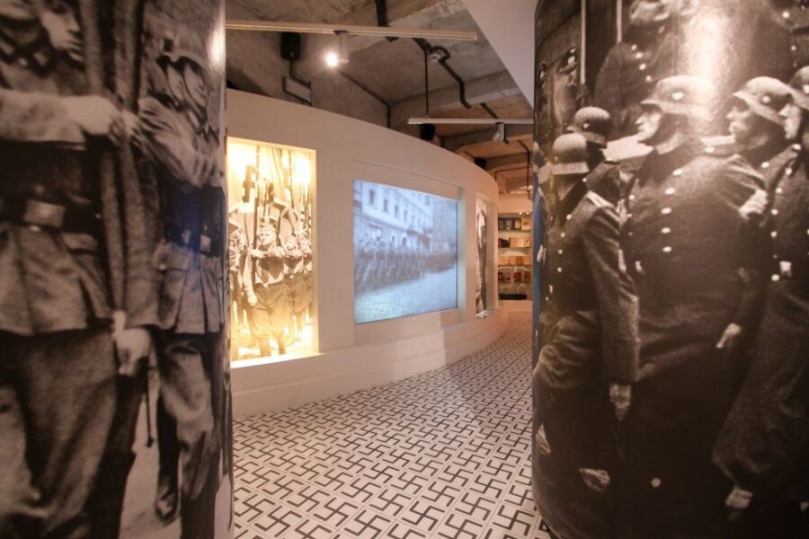From Krakow: Half-Day Salt Mine and Schindler's Factory Tour - Oskar Schindler’s Factory: WWII Krakow in a former workplace