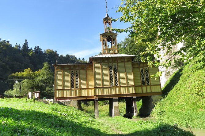 From Krakow: Ojcow National Park and Pieskowa Skala Castle - Leaving Krakow the easy way: pickup, small group, real explanations