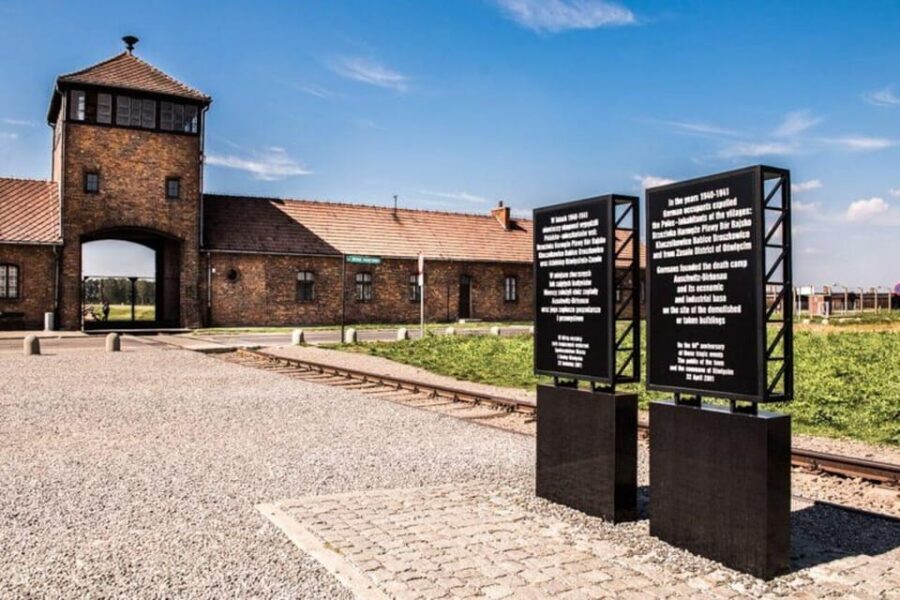 From Krakow: Roundtrip Transportation to Auschwitz Birkenau - Key things I’d bookmark before you go