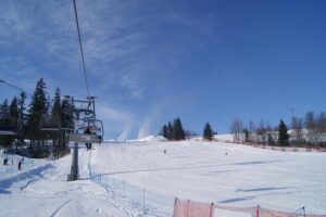 From Krakow: Skiing and Zakopane Tour Experience - Getting From Kraków: The Value of Hotel Pickup and a Small Group