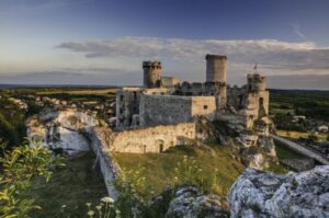 From Krakow: Trail of the Eagles’ Nests Day Tour - Korzkiew and the Ojców National Park Break