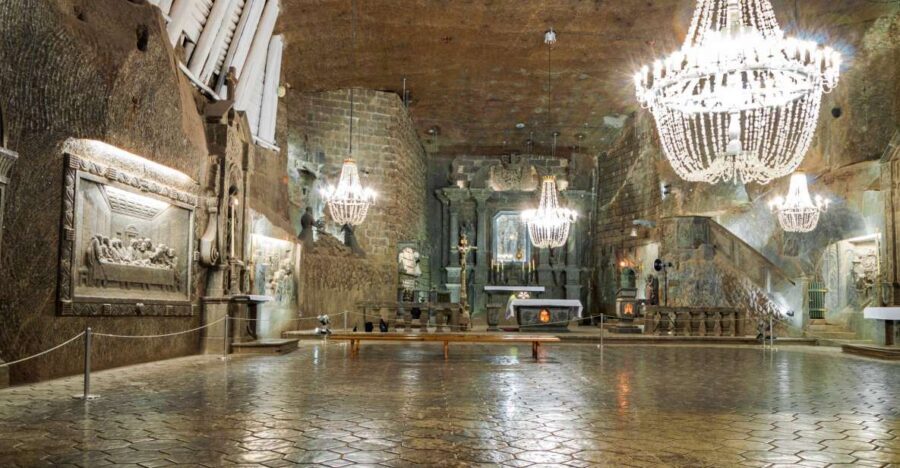 From Krakow: Wieliczka Salt Mine Guided Tour - The short break at Wieliczka before you head underground