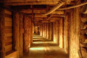 From Krakow: Wieliczka Salt Mine Tour with Hotel Pickup - The descent: stairs, depth, and what you need to be ready for