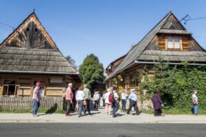 From Krakow: Zakopane and the Tatra Mountains - Gubałówka funicular: your best shot at Tatra views
