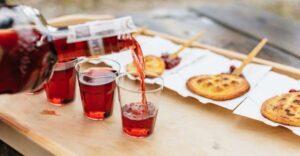 From Krakow: Zakopane Day Tour with Tasting & Funicular Ride - Chochołów tasting stop: oscypek, spirits, and old highlander life