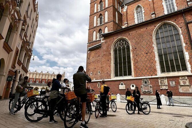 Full Bike Tour - the Old Town, Jewish Qtr & the Ghetto NEW BIKES - A car-free way to see Krakow’s core without burning your legs