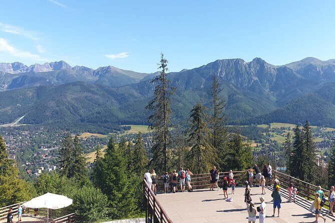Full-Day Private Tour of Slovakia Treetop Walk and Zakopane - Pacing an 11-hour mountain day: what feels easy, what takes effort