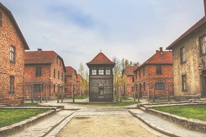 Full-Day Tour of Auschwitz and Wieliczka Salt Mine from Krakow - What to bring (and what to leave behind)