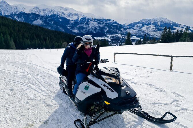 Full day Tour Zakopane Snowmobiles Thermal Baths from Krakow - Chochołow UNESCO wooden village: what you’ll see and the Sunday catch