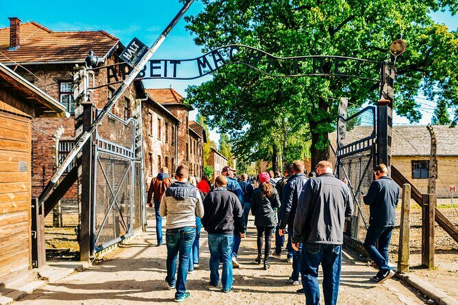 Guided Tour to Auschwitz Birkenau & Schindler Factory with PickUp - Schindler’s Factory Museum: wartime Krakow in 90 minutes