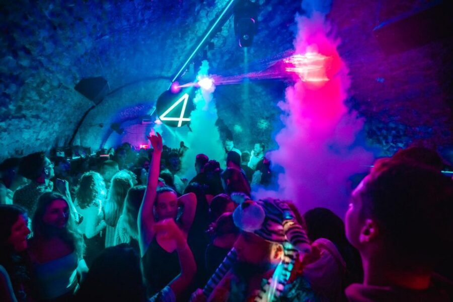 Krakow: 2-Day Nightlife Ticket - Door rules you should follow so you don’t lose time at the entrance