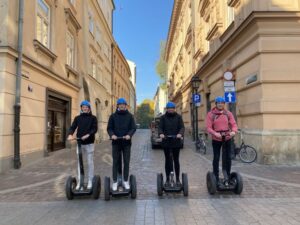 Krakow: 2h Kazimierz (Jewish Quarter) Segway Tour - Synagogues, cemetery, and Krakow’s largest mikvah: Jewish life beyond postcards