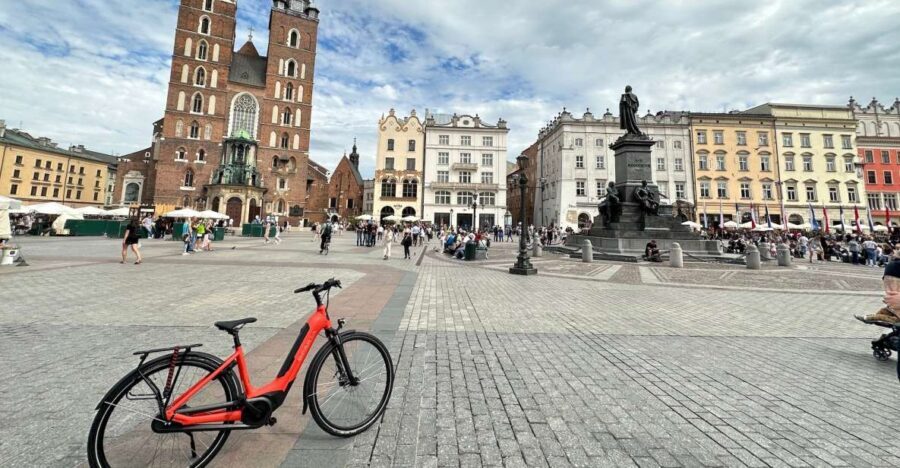 Krakow: 3-Hour Small Group Tour on E-Bike - Kazimierz on the E-Bike: Quiet Streets, Szeroka Street, and Bridges