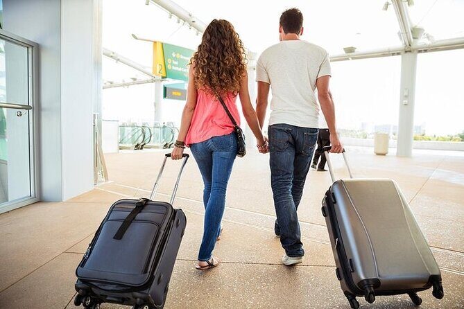 Krakow Airport Departure Transfer - Hotel lobby pickup: how the meeting typically feels