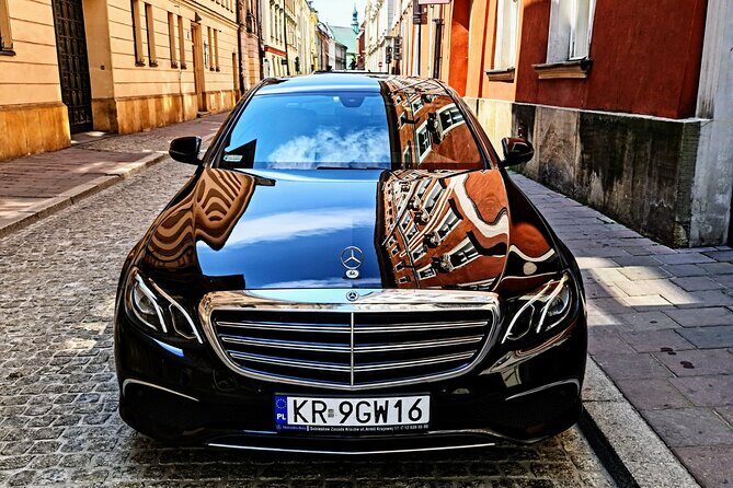 Krakow Airport Exclusive Transfers VIP Service - From J. Paul II Balice Airport to Kraków: Where the Time Goes