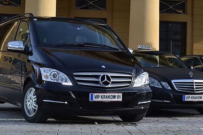 Krakow Airport - Krakow City Private Transfer - Door-to-door drop-off: what you gain (and what you give up)
