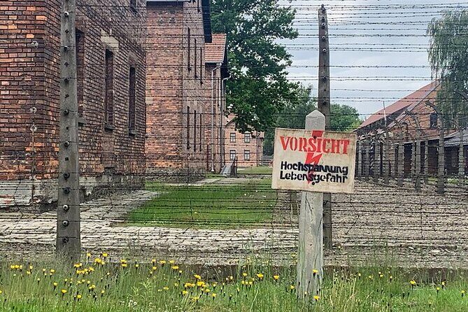 Krakow: Auschwitz-Birkenau Guided Tour & Hotel Pick Up - Quick “should you book it?” decision