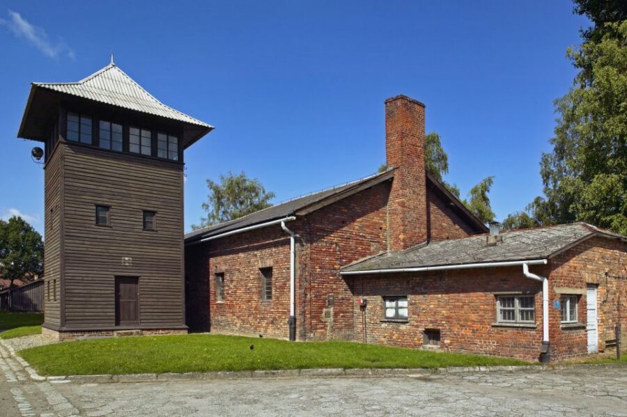 Krakow: Auschwitz Guided Tour with Optional Hotel Pickup - Price and Logistics: What $69 Buys You in Real Terms