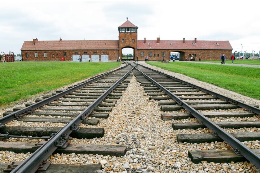 Krakow: Auschwitz & Wieliczka Salt Mine Guided Day Tour - How the Krakow Pickup to Two UNESCO Stops Really Works