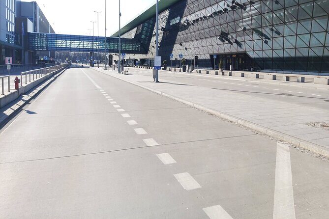 Krakow Balice Airport Transfer: Private Round Trip - Arrivals Gate pickup: your quickest win in Krakow
