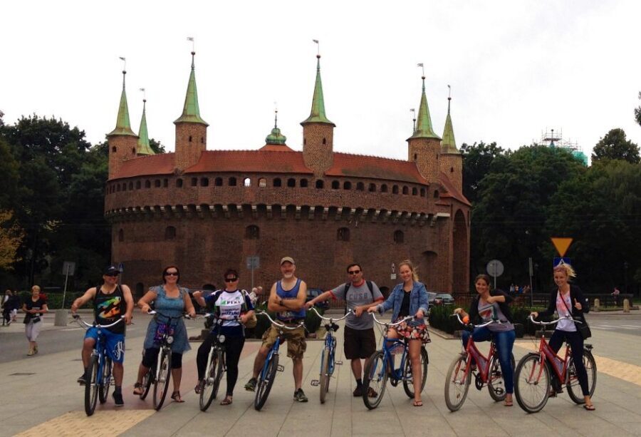 Krakow: Bike Tour of the Old Town, Kazimierz, and the Ghetto - English and Dutch Guides: What That Means for Your Experience