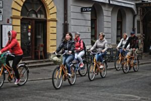 Krakow: Bike Tour of the Old Town, Kazimierz, and the Ghetto - Start Under Adam Mickiewicz: Your Quick Orientation Begins