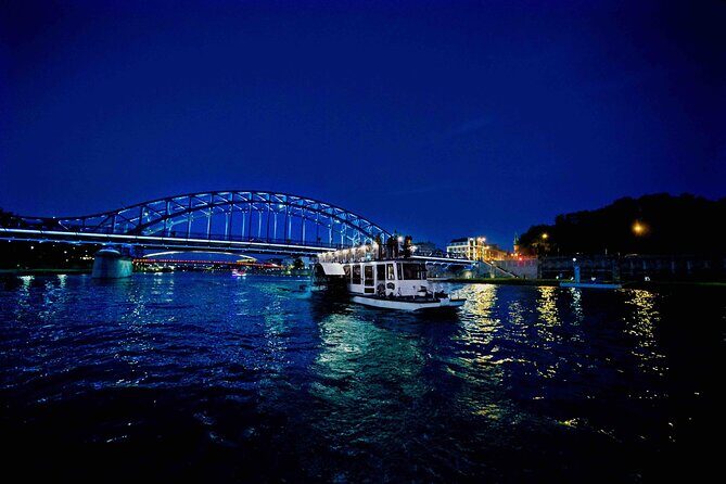 Krakow by night 60 minutes cruise The Vistula River Krakow - The audio commentary: useful context, but not a live guide