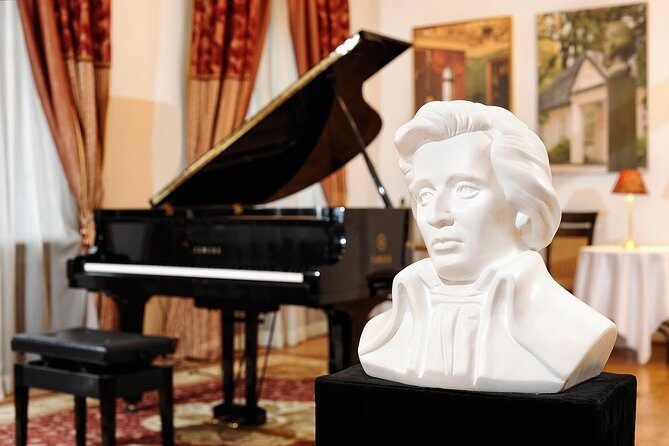 Krakow: Chopin Piano Concert in St. Bernardine Church - Finding Bernardyńska 2 and Getting Seated Before 8:00 pm