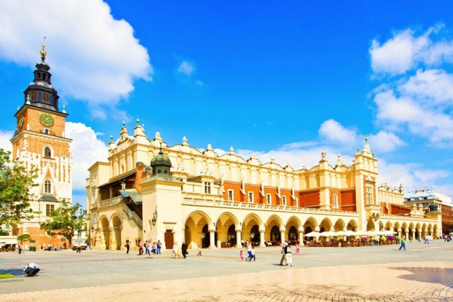 Krakow: City Sightseeing Tour by Electric Golf Cart - Old Town Loop: Wawel Castle, Barbican, and River Views