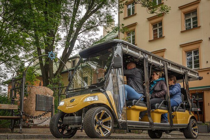 Krakow: City Sightseeing Tour Eco Electric Buggy Golf Cart - A 90-minute Krakow kickstart on an eco electric golf cart