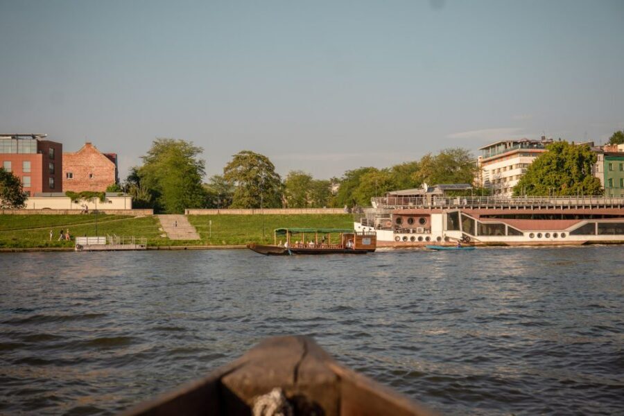 Krakow: Early Bird Vistula River Sightseeing Cruise - Cricoteka (Center for Documentation of the Art of Tadeusz Kantor): culture by the current