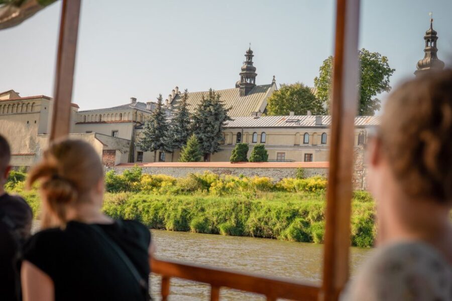 Krakow: Early Bird Vistula River Sightseeing Cruise - Meeting the Kapitan Victor pier near Sheraton