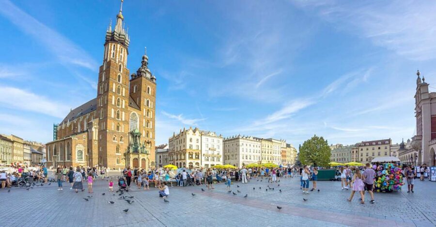 Krakow: Electric Car Sightseeing Tour - A 90-minute electric car tour that helps you pick your next Krakow day