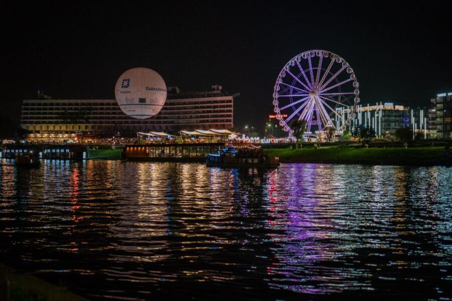 Kraków: Evening or Night River Cruise - Key things to know before you board