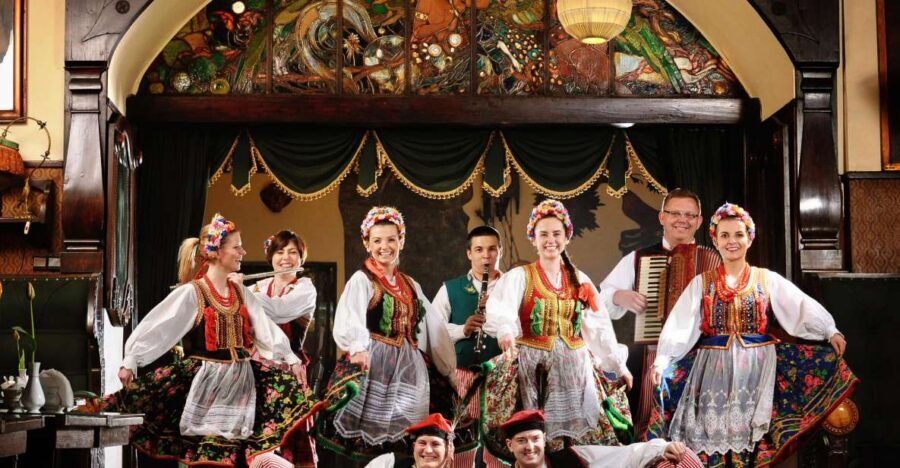 Krakow: Folk Show & 3-Course Dinner at Jama Michalika Café - The three-course Polish dinner: what you’ll eat and how to handle surprises