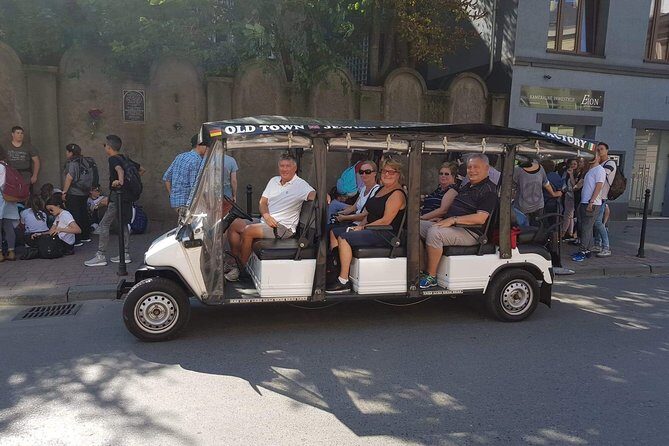 Krakow: Guided City Tour by Golf Buggy (with hotel pickup) - Stare Miasto and Old Town: getting your bearings fast